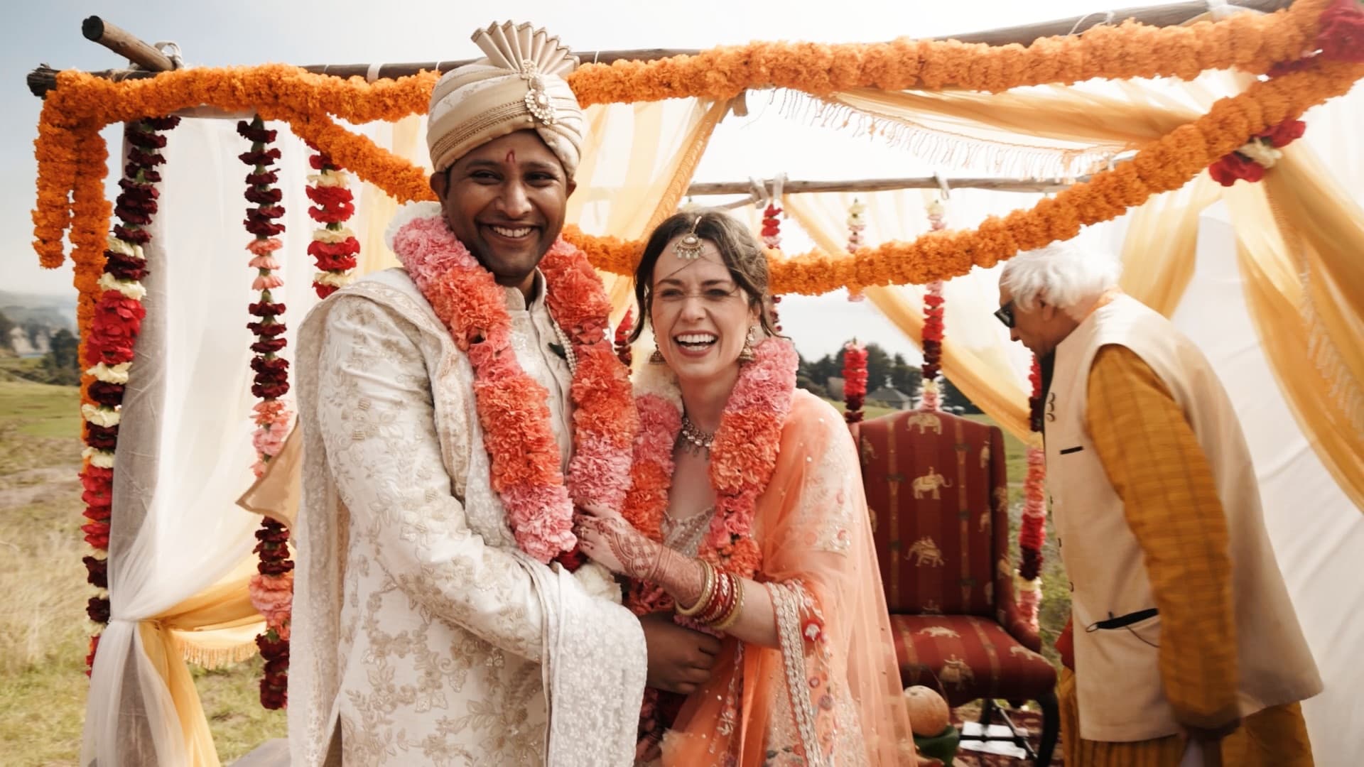 Jaqueline + Parik - Photo 1