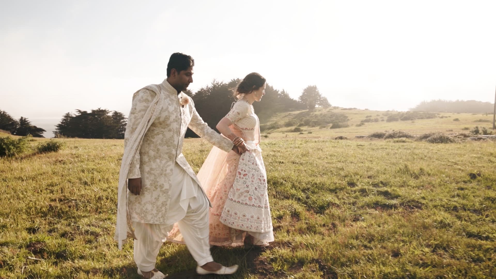 Jaqueline + Parik - Photo 5