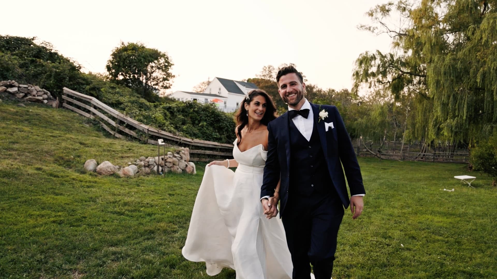 Suzie + Mike - Photo 3